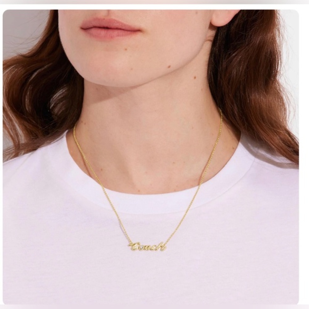 Coach‎ Logo Script gold plated monogram Necklace brand new